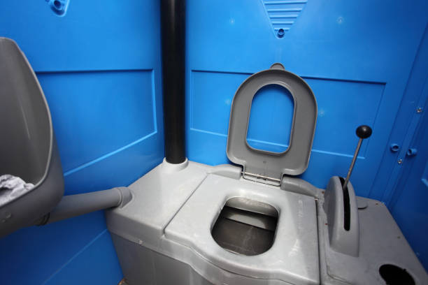 Best Portable restroom trailer rental  in Brandon, FL